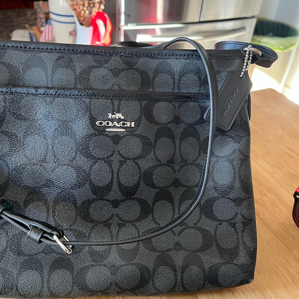 Coach Black Signature Shoulder Bag